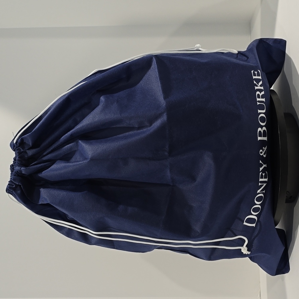 NWT â
Dooney & Bourke Florentini Natural Leather Drawstring Bag ⨠New with Tags - Picture 16 of 16